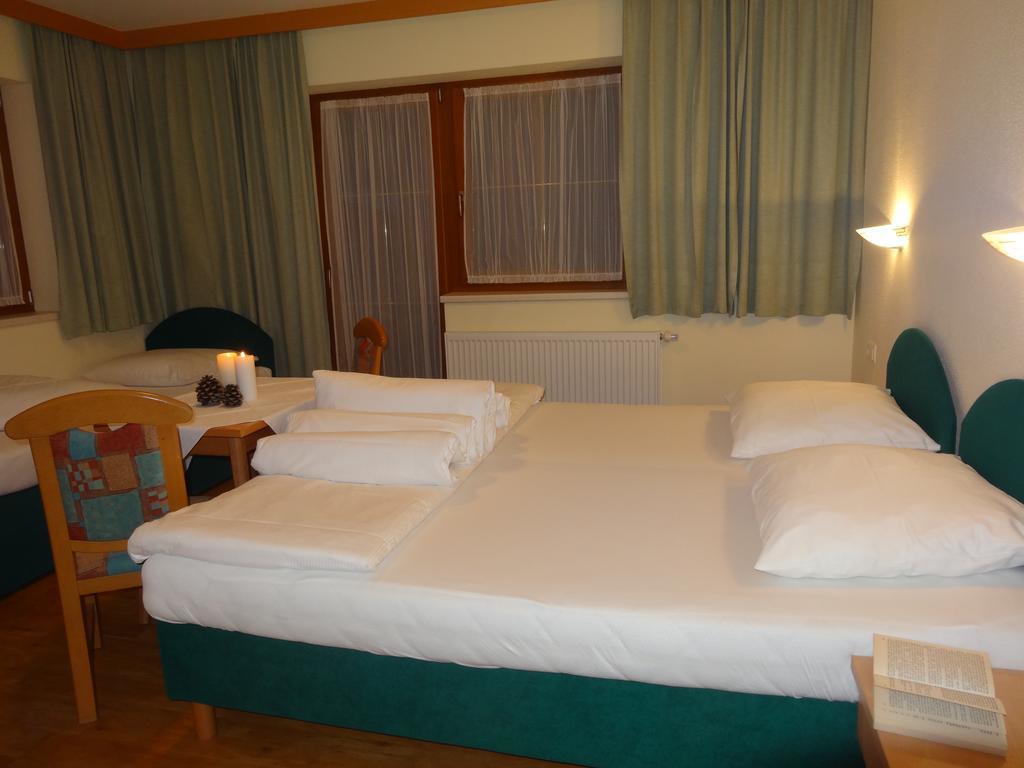 Walchenhof Hotell Mayrhofen Rum bild