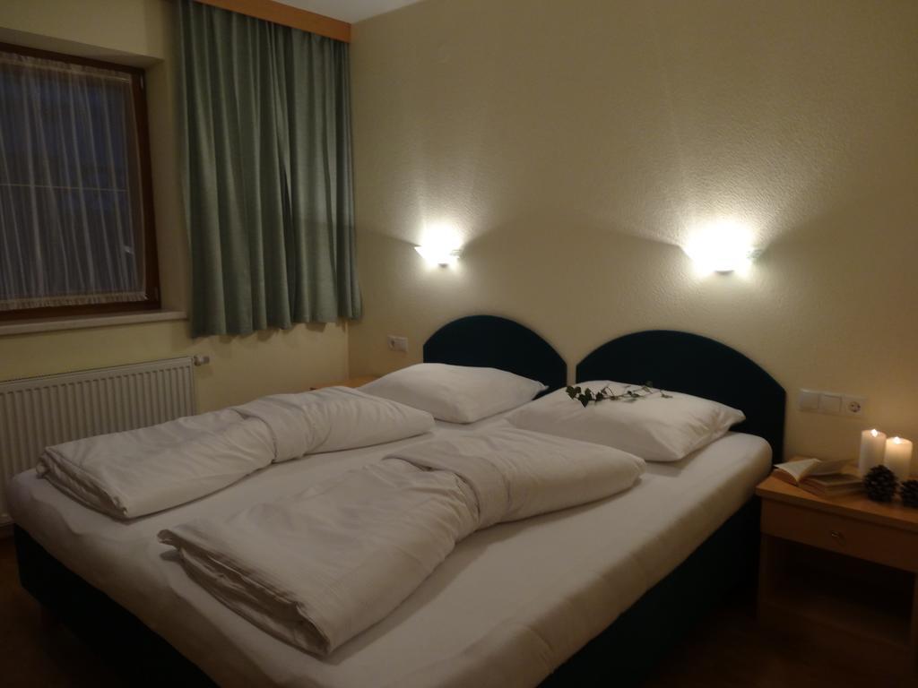 Walchenhof Hotell Mayrhofen Rum bild